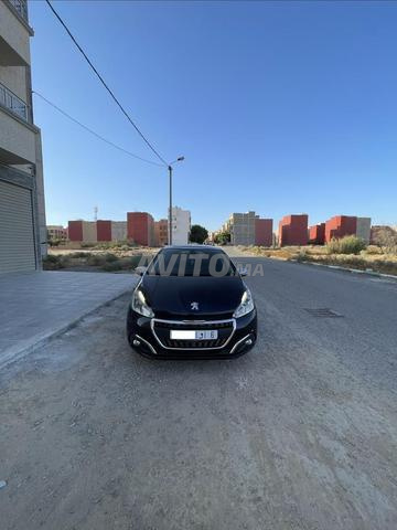 Peugeot 208 Diesel Manuelle 2018 à Taroudant