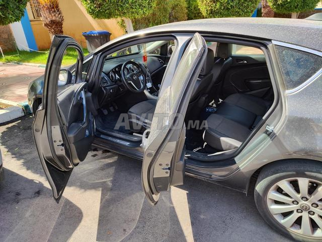 Opel Astra cosmos J - 2