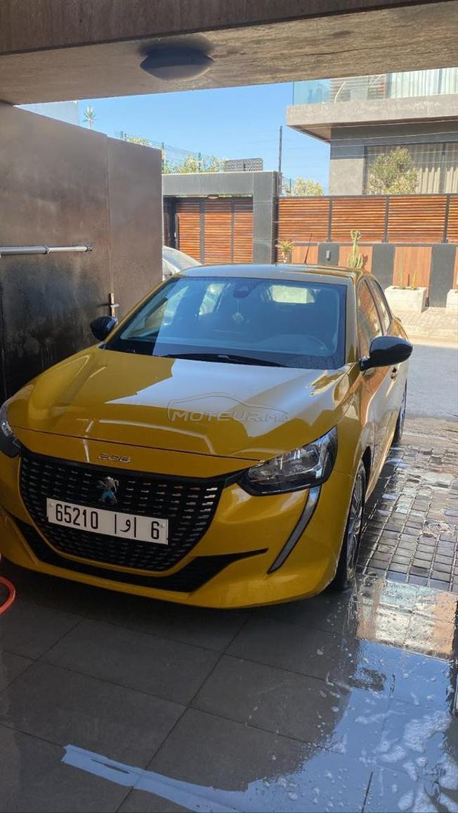 Peugeot 208 Essence Manuelle 2019 à Salé
