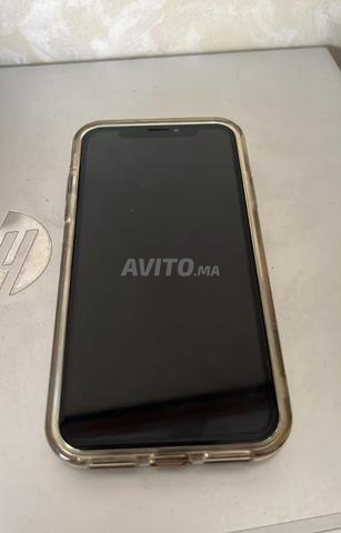 iPhone X 64 Go, batterie et écran changés - 2