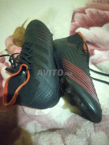 Chaussures de sport originales neuves taille 41