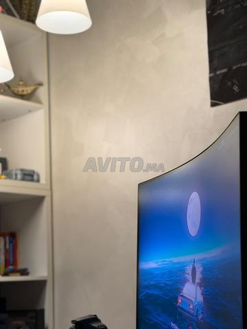 Hybrok Wings HW32CUQ 32” QHD 165 Hz - 2
