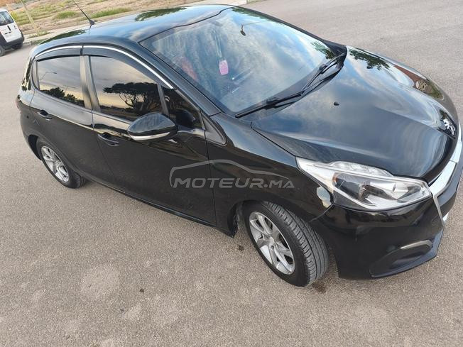 Peugeot 208 Diesel Manuelle 2016 à Midelt