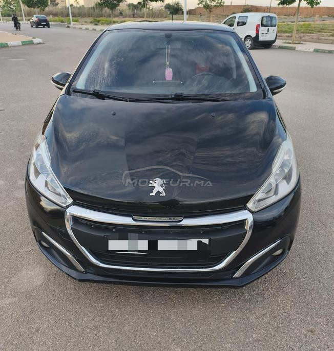 Peugeot 208 Diesel Manuelle 2016 à Midelt