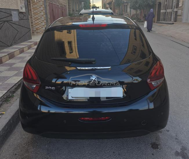 Peugeot 208 Diesel Manuelle 2016 à Midelt