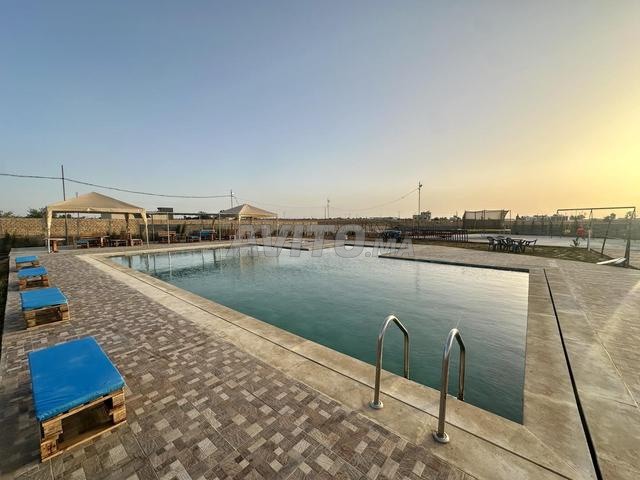 Ferme 16 000 m² villa, piscines & sport 