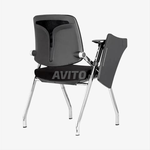 Chaise avec tablette d'écriture en plastique importée - 2