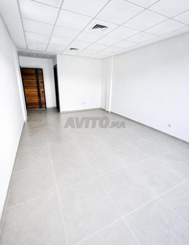 plateau bureau 31m² neuf a louer salé el jadida  - 2