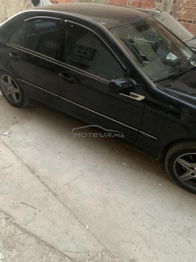 Mercedes-Benz 220 Diesel Automatique 2001 à Tanger