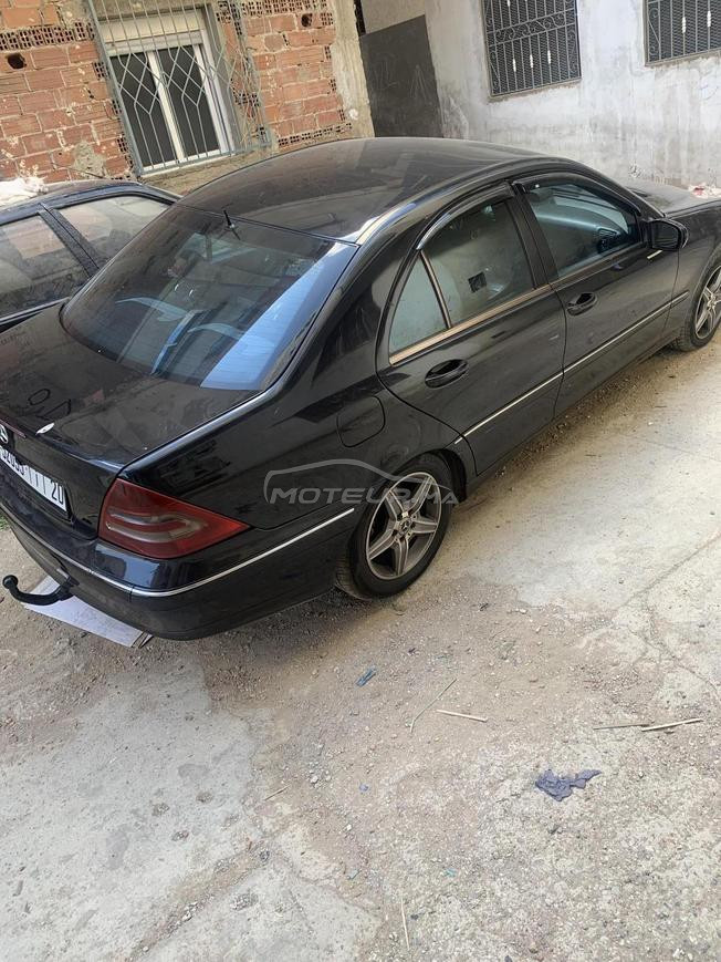 Mercedes-Benz 220 Diesel Automatique 2001 à Tanger