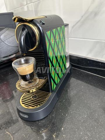 Machine à café Nespresso édition limitée - 2