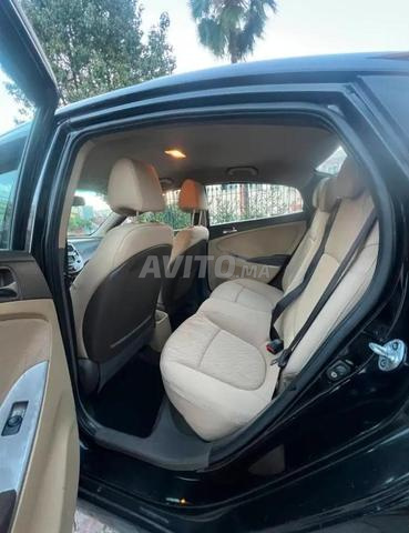 Hyundai accent - 2
