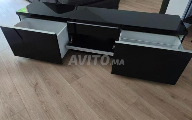 MEUBLE TV IKEA NEUF NOIR BRILLANT - 2