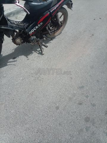 Moto en bon état - 2