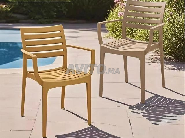 Chaises en plastique - Promotions Coupe du Monde - 2