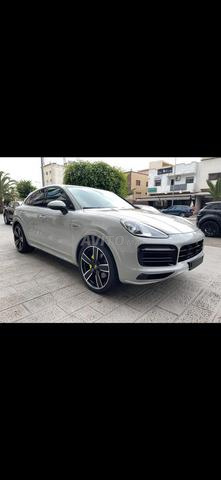 Porsche Cayenne - 2