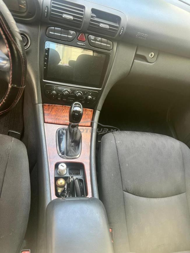 Mercedes-Benz 220 Diesel Automatique 2003 à Tanger