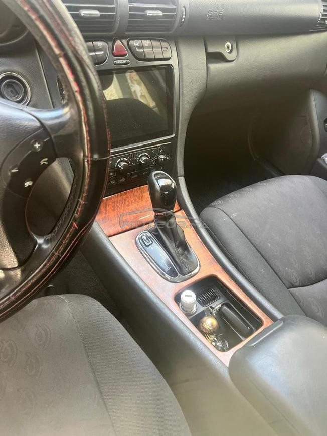 Mercedes-Benz 220 Diesel Automatique 2003 à Tanger