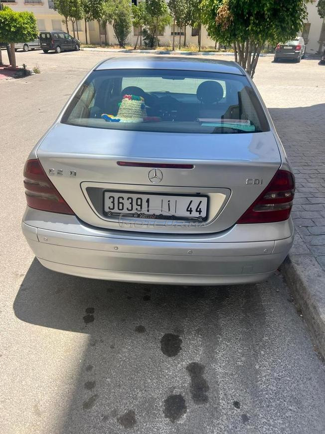 Mercedes-Benz 220 Diesel Automatique 2003 à Tanger