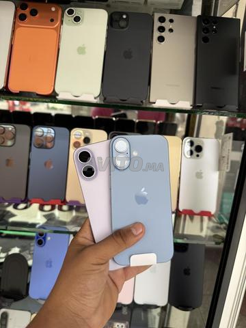 iPhone 17 normal 256 jamais activé - 2