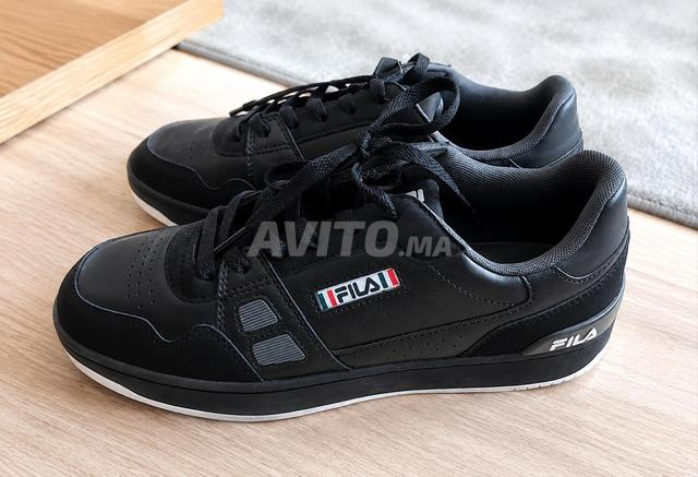 حذاء رياضي FILA أسود أصلي - 2