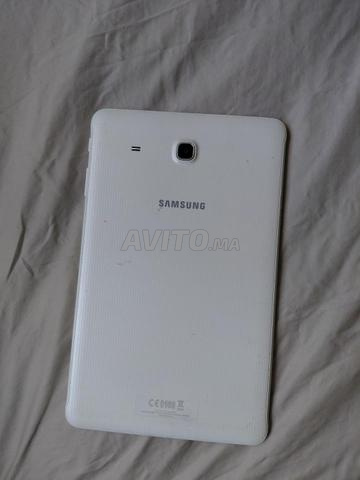 Tablette Samsung Galaxy Tab A 9.7 à vendre - 2