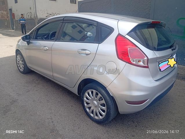 Ford fiesta - 2