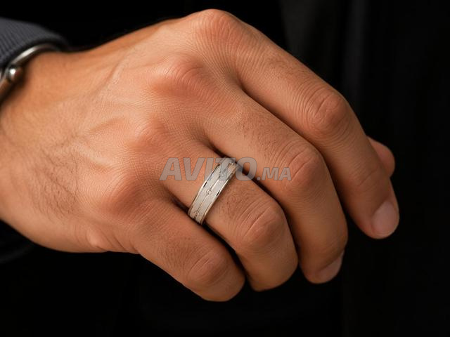 Alliance 18k avec diamants VS 0,25 carats