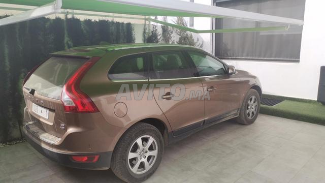 Volvo XC60 Diesel Automatique 2009 à Bouznika - 2