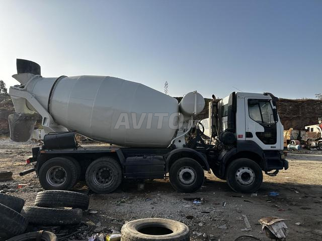 Vente camion toupie malaxeur bétonnière - 2