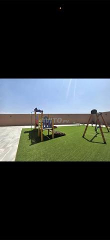 استوديو عصري مع مسبح للبيع