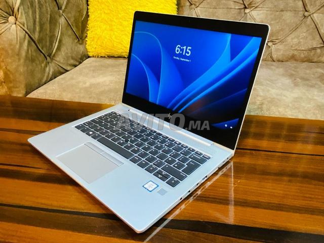 HP EliteBook avec Intel(R) UHD Graphics 620 16/512