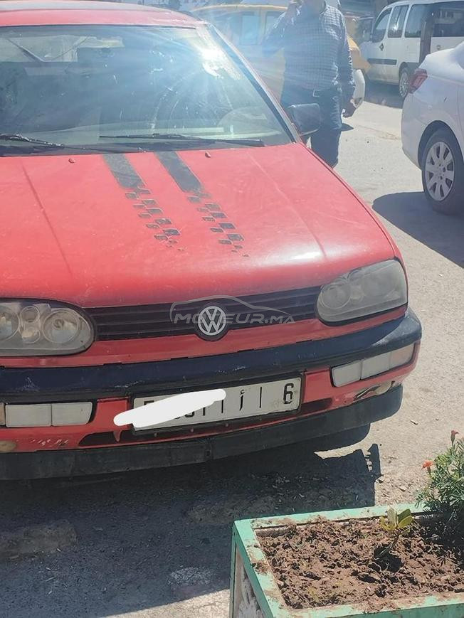 voiture golf 3 rouge modèle 92 douane 2001