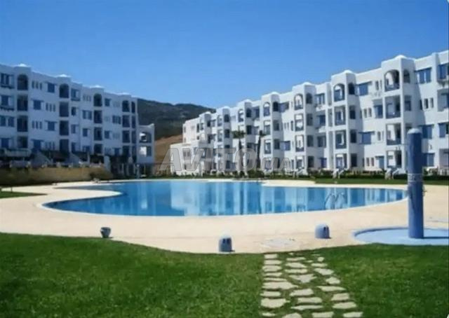 Appartement à louer avec piscine près de la mer