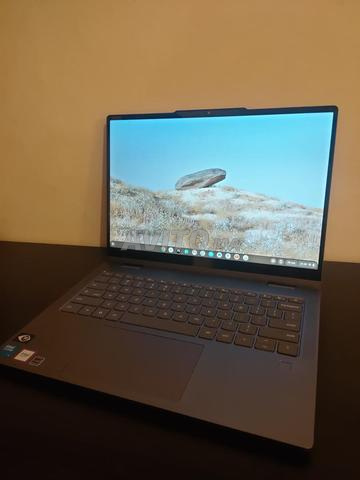 Lenovo Chromebook Plus 2-en-1 14IRU10
