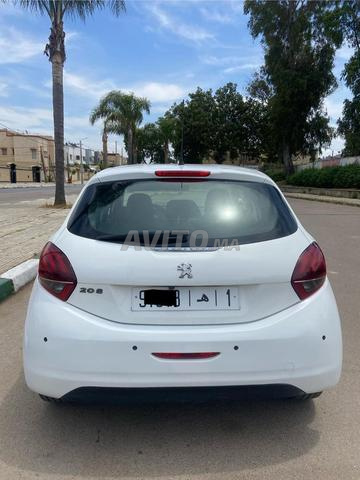 Peugeot 208 2018 Diesel - 2
