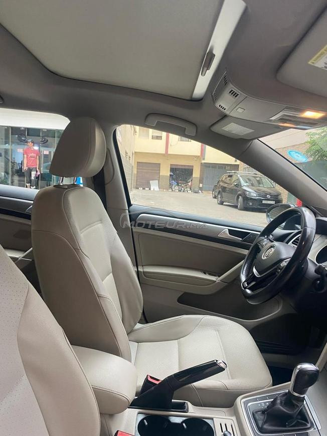 vente voiture Golf 7 en excellent état 