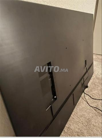 Samsung 65 TV Smart UHD 4K Série 7 Modèle TU7000 - 2