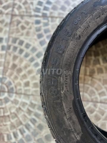 🚗 4 Pneus Barum 185/65 R15 – État quasi neuf
