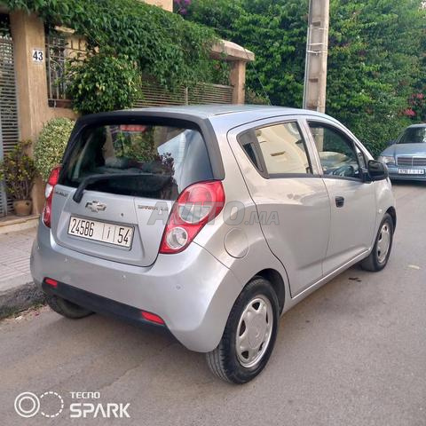 Chevrolet Spark comme neuve - 2