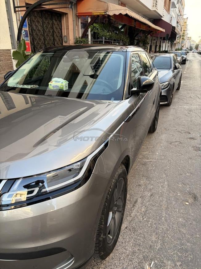 Range Velar peu de kms à saisir 