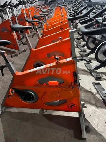 Vélo de spinning professionnel