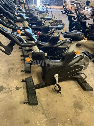 Vélo de spinning professionnel