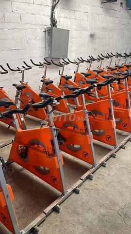 Vélo de spinning professionnel