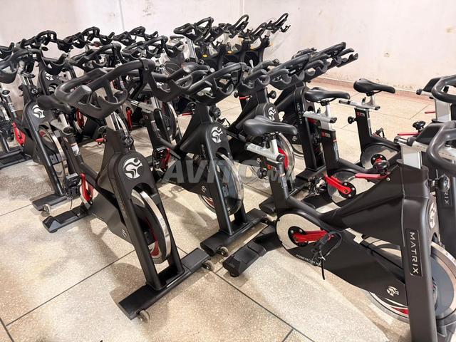 Vélo de spinning professionnel