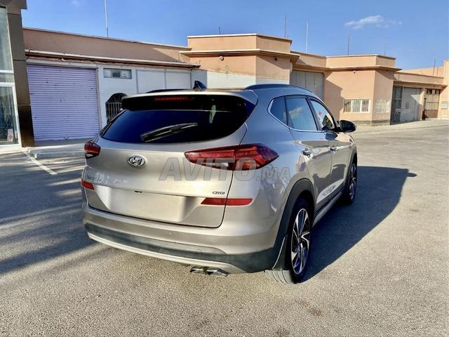 Je mets en vente mon Hyundai Tucson - 2