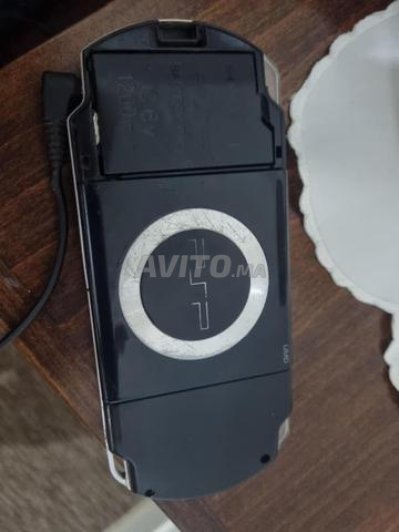 PSP avec chargeur - 2