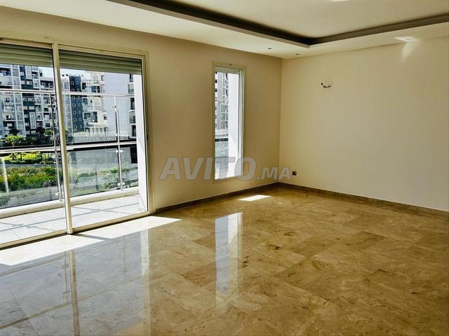 Appartement vide à louer 143 m² à Hay Riad Prestigia
