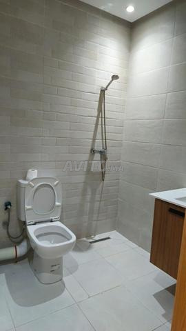 Appartement à louer 92 m² à Casablanca - 2