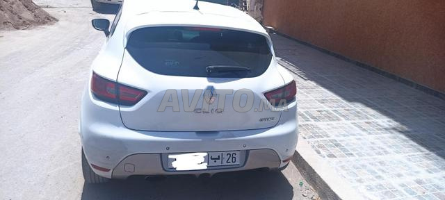 Renault Clio Diesel Manuelle 2017 à Marrakech - 2